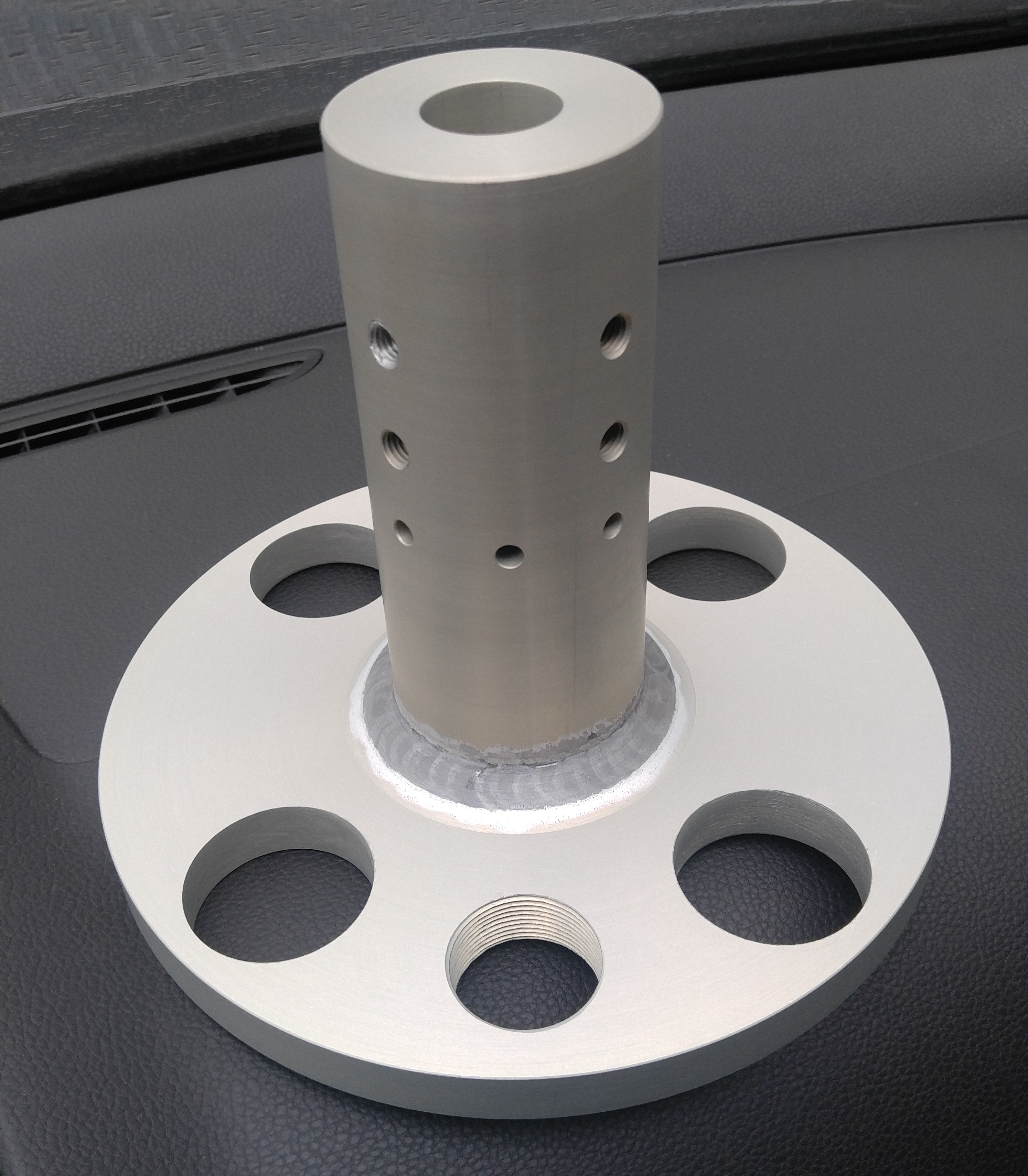 Robot tooling