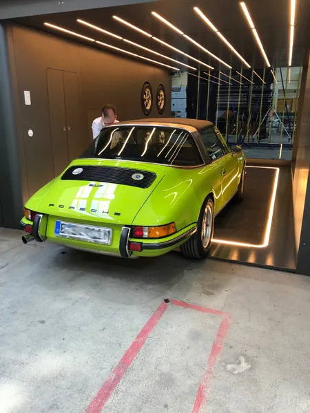 Eigenprodukt mobiler showroom