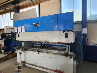 130t Abkantpresse