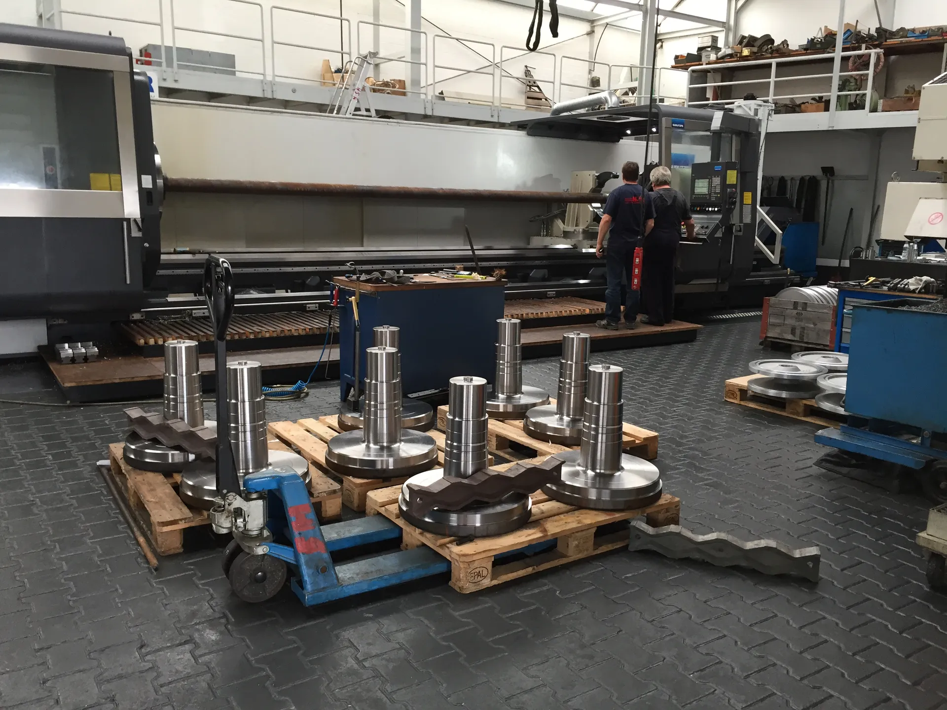 Gurutzpe GLX 13.12.8 CNC Drehmaschine