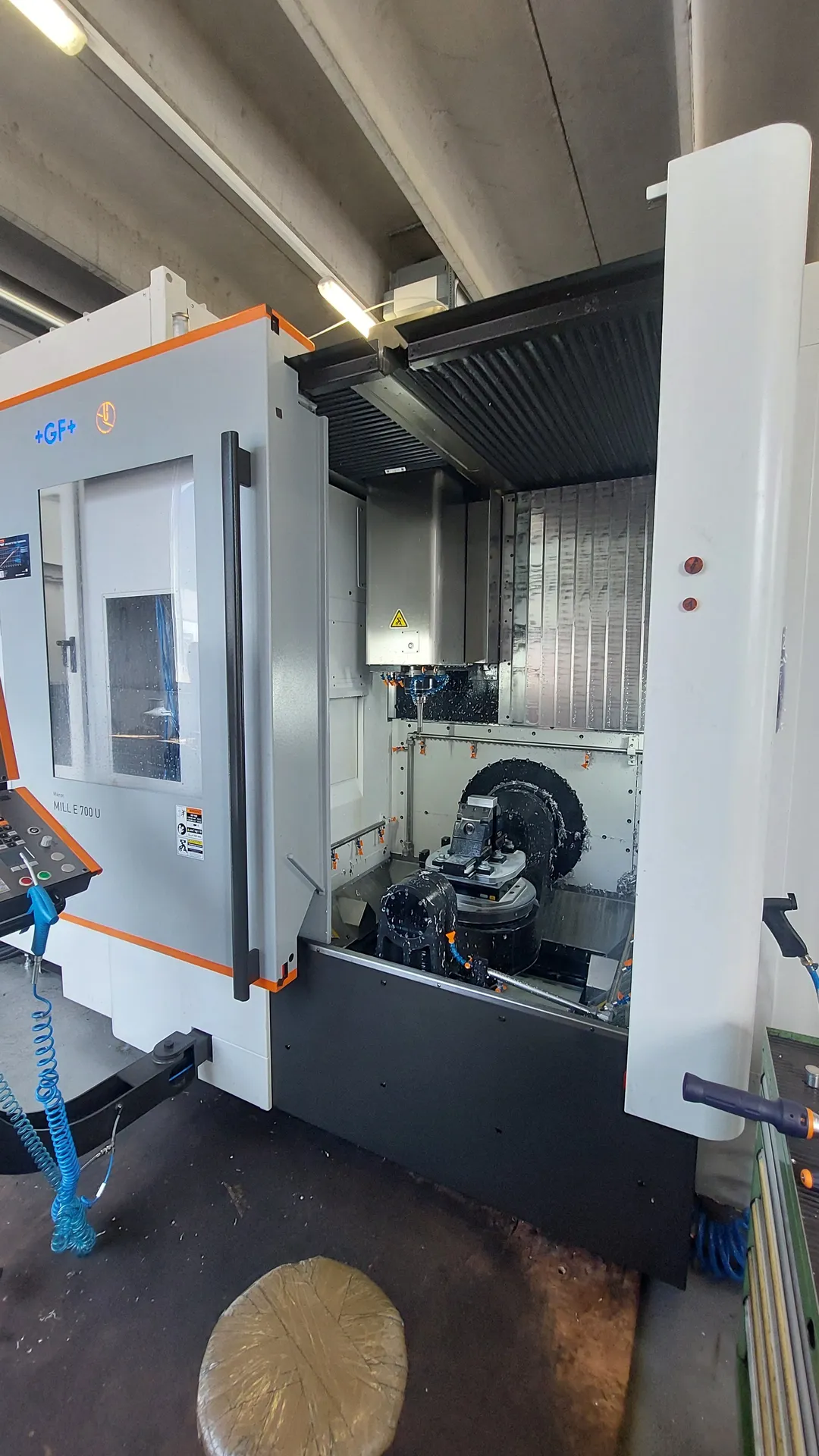 Mikron MILL E 700 U