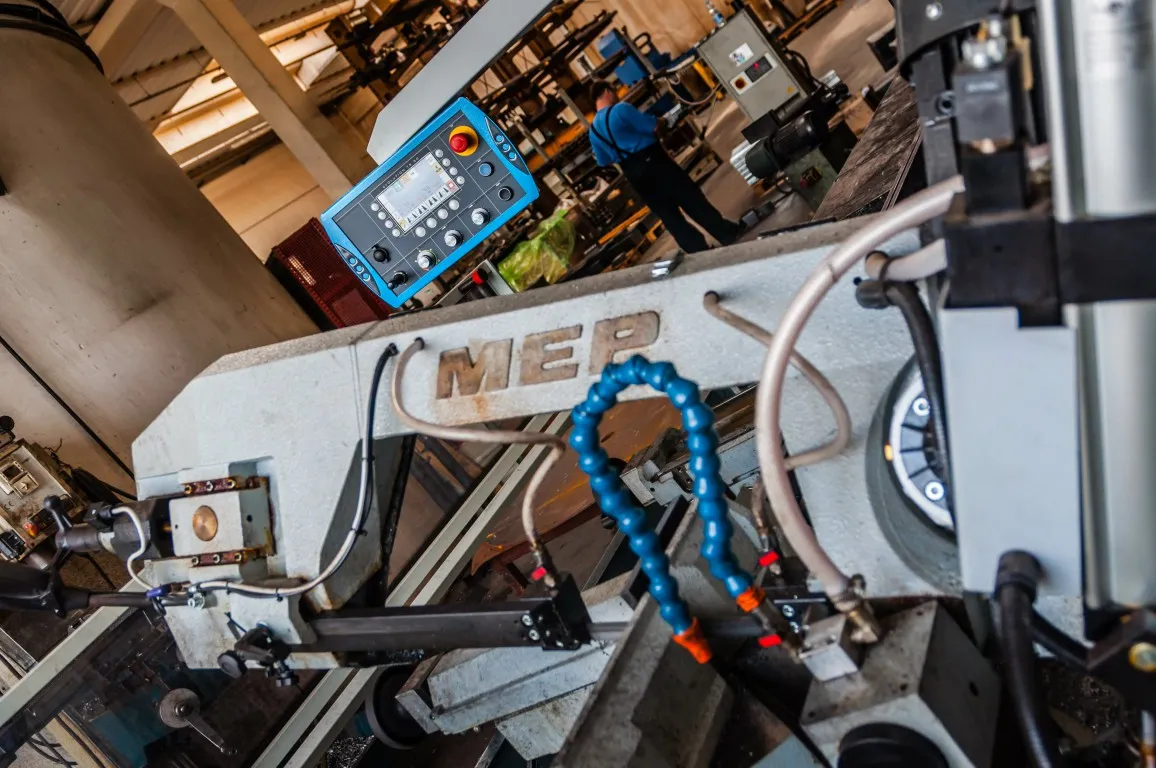 segatrice automatica SHARK 310