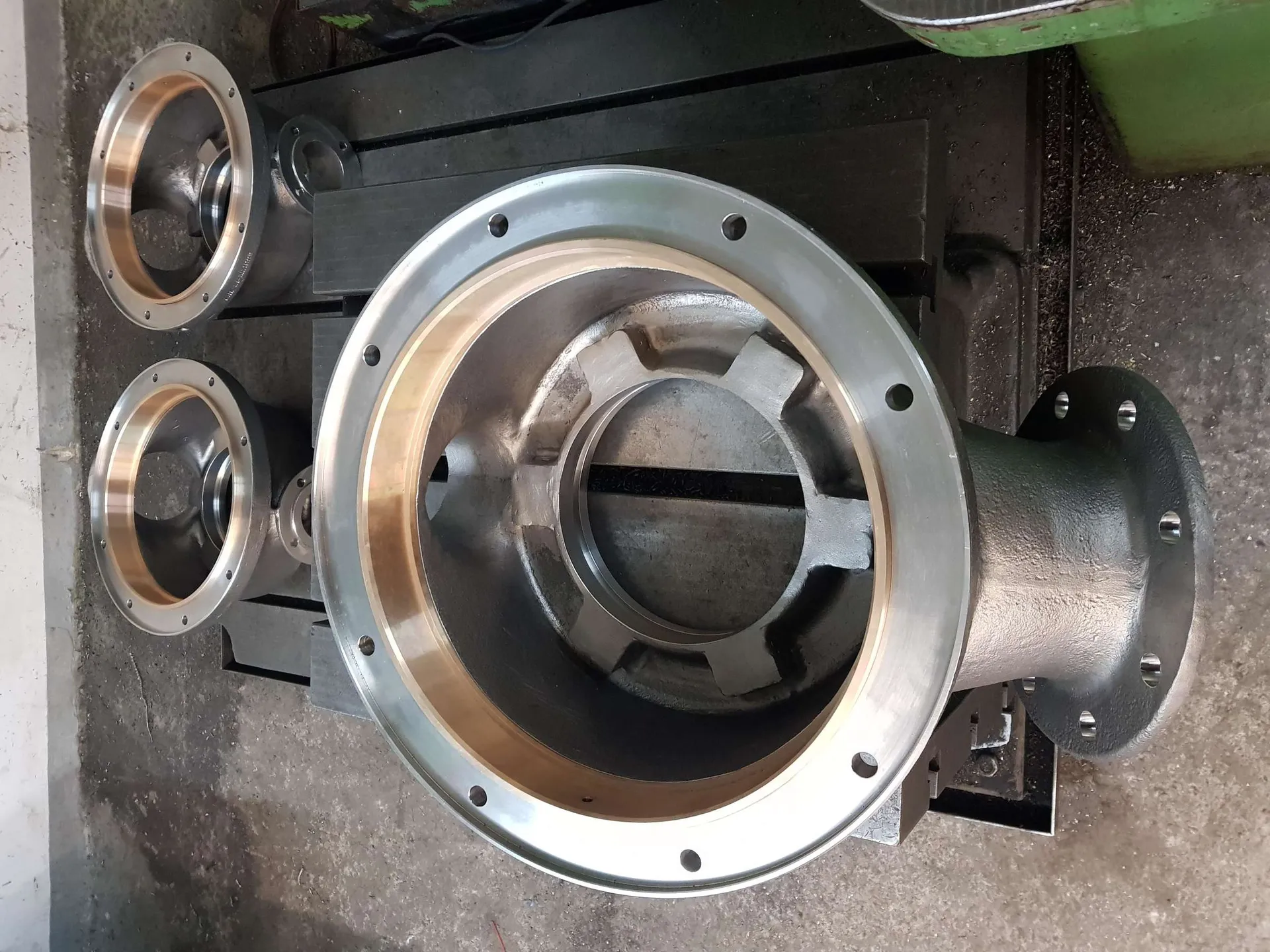 Stutzen Edelmetal