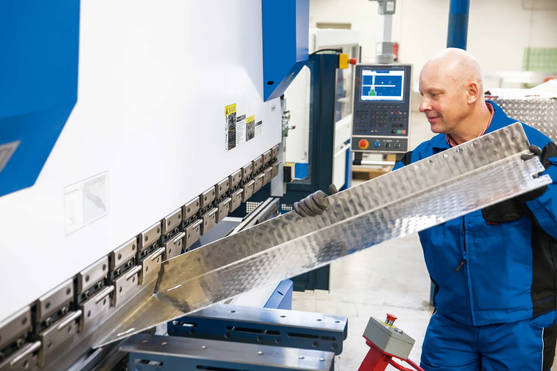 Abkanten von Blechen bis 3000mm