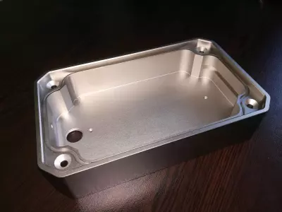 Electronic housing for outdoor application