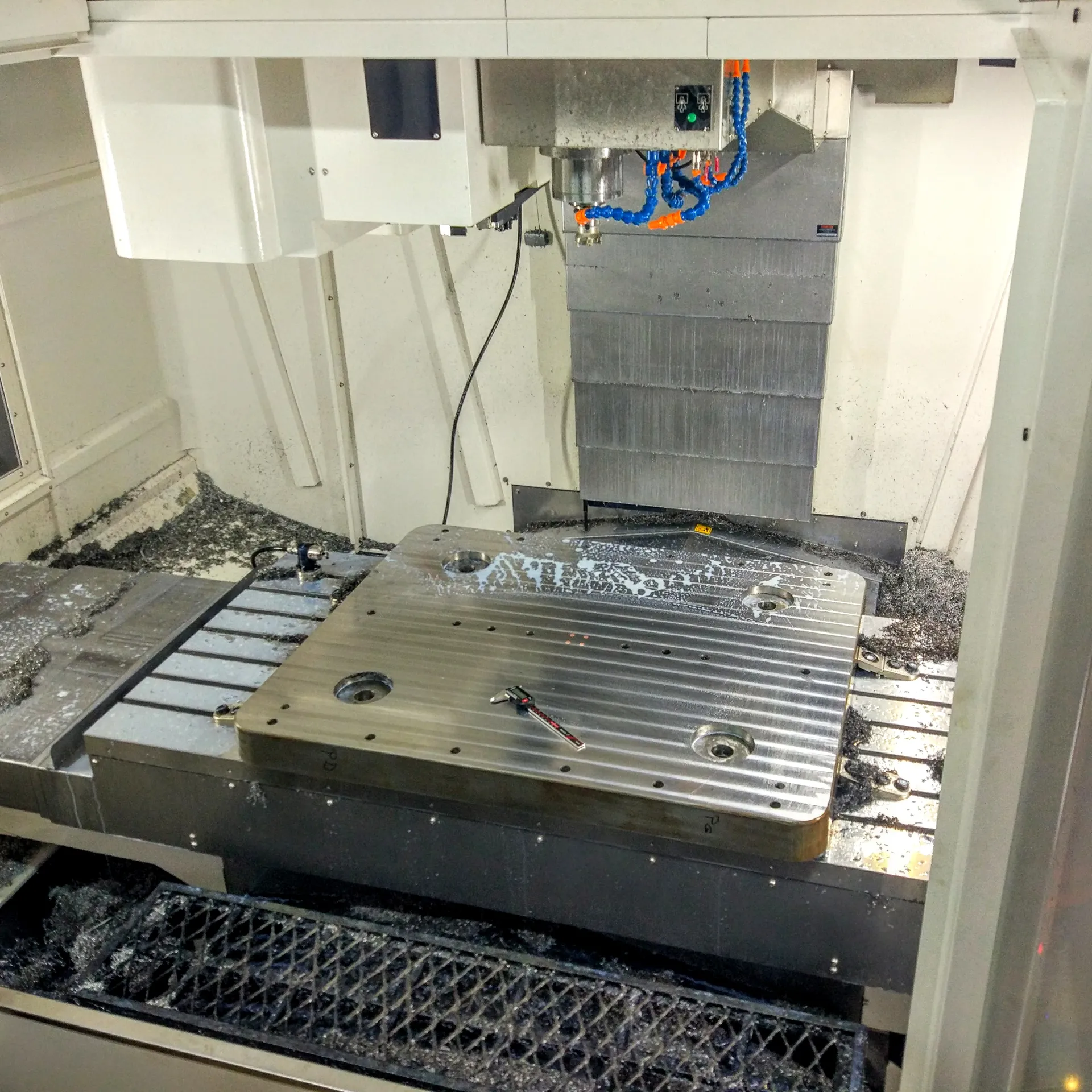 Tool plate