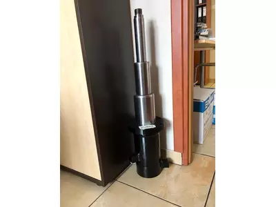 Doppeltwirkende Teleskopzylinder