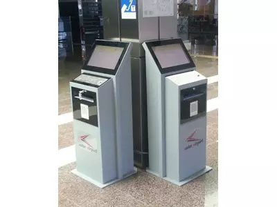 Flughafenticketmaschine - Infokiosk