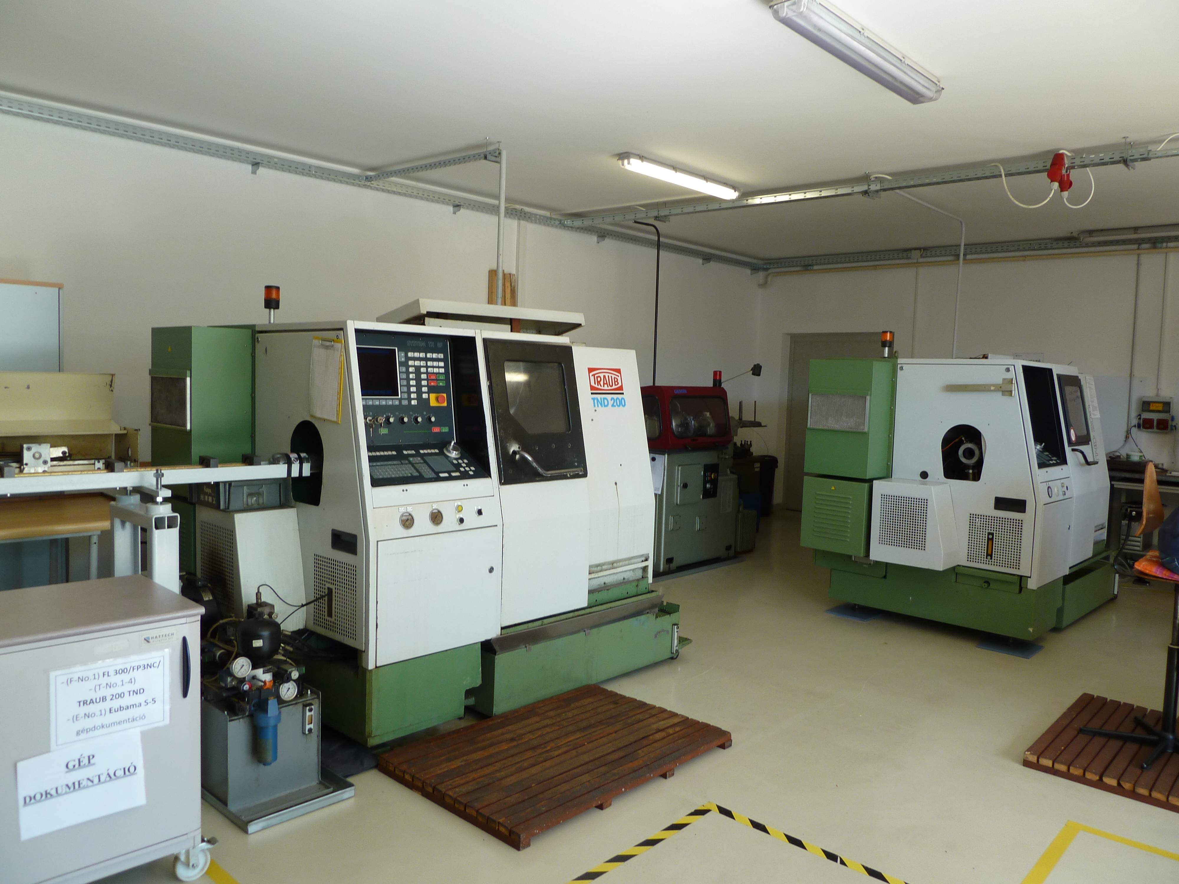 Traub TND 200