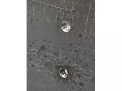 Gewindelöcher in Träger