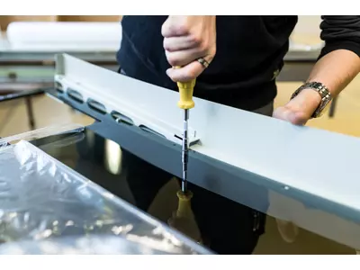 Baugruppenmontage von Kunststoffkomponenten