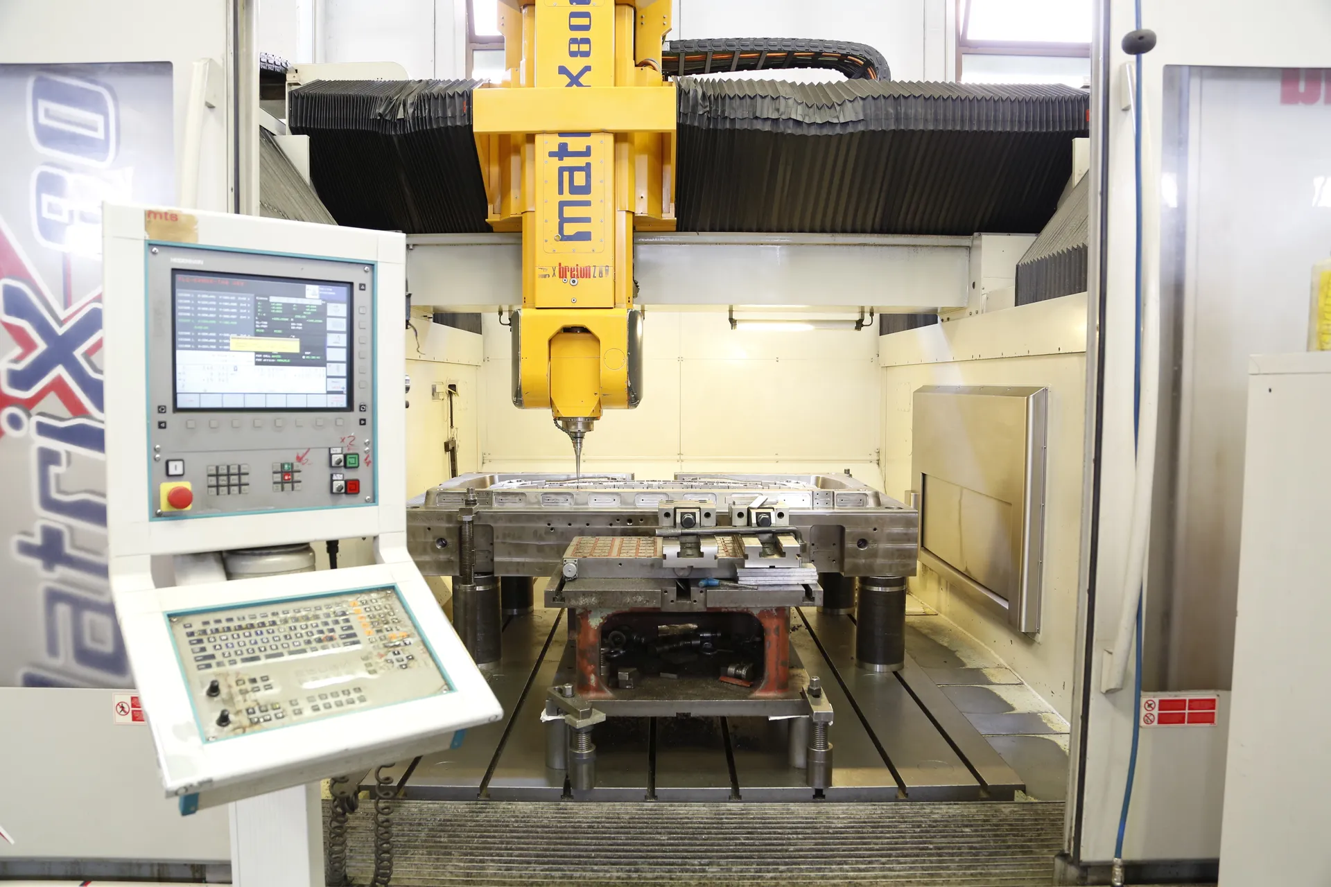 Matrix 800/2T K25