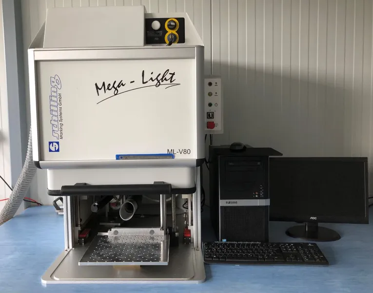 Mega Light ML-V80