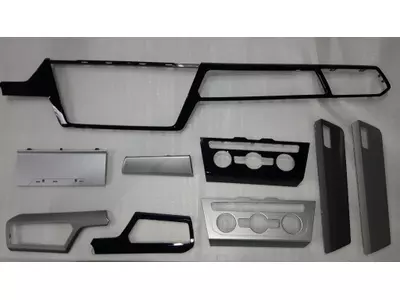 Kunstoffteile/Lackteile