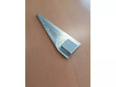 Clocking restraint mount