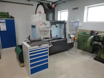 HAAS VF-2YT