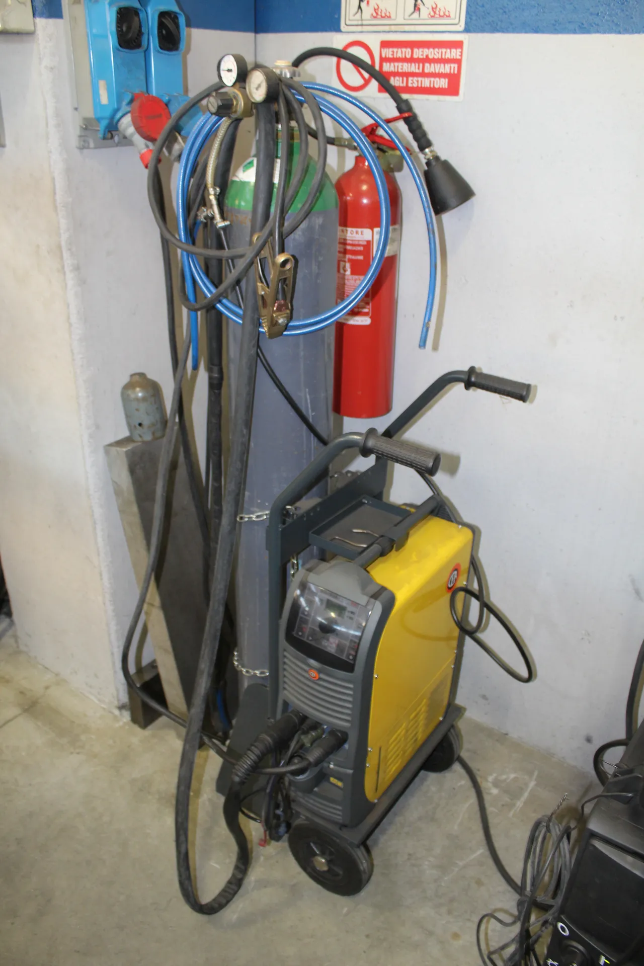 cea hf220