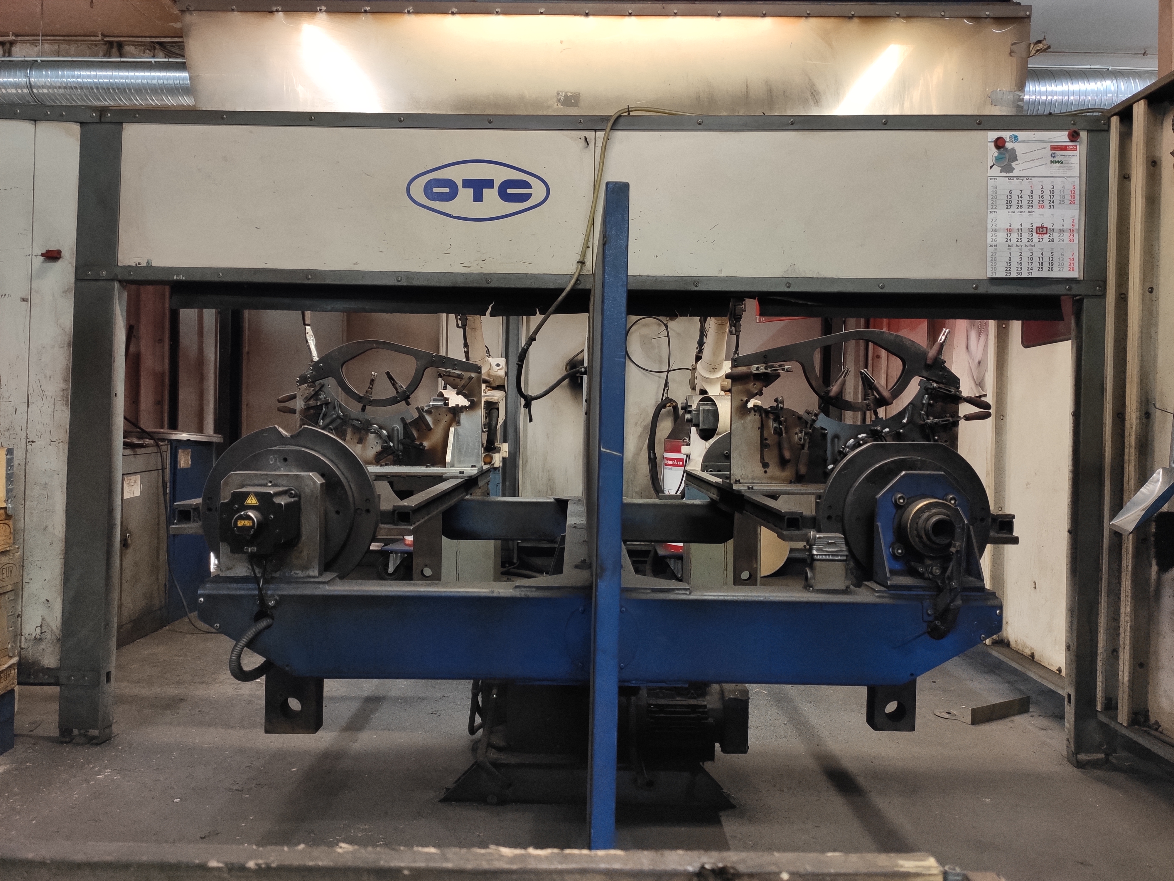 OTC 2217 AX-V6L Twin-Schweissroboter