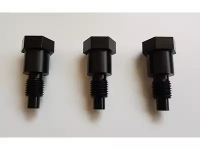 Gewindebolzen mit Durchgang - Pom