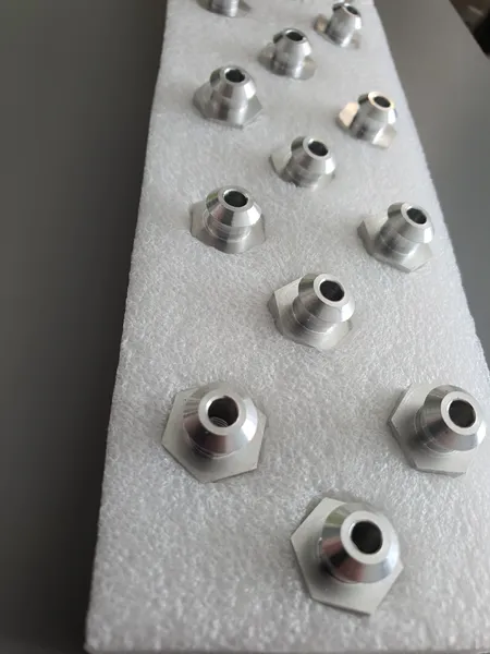 Sonder Düse aus Aluminium natur eloxiert