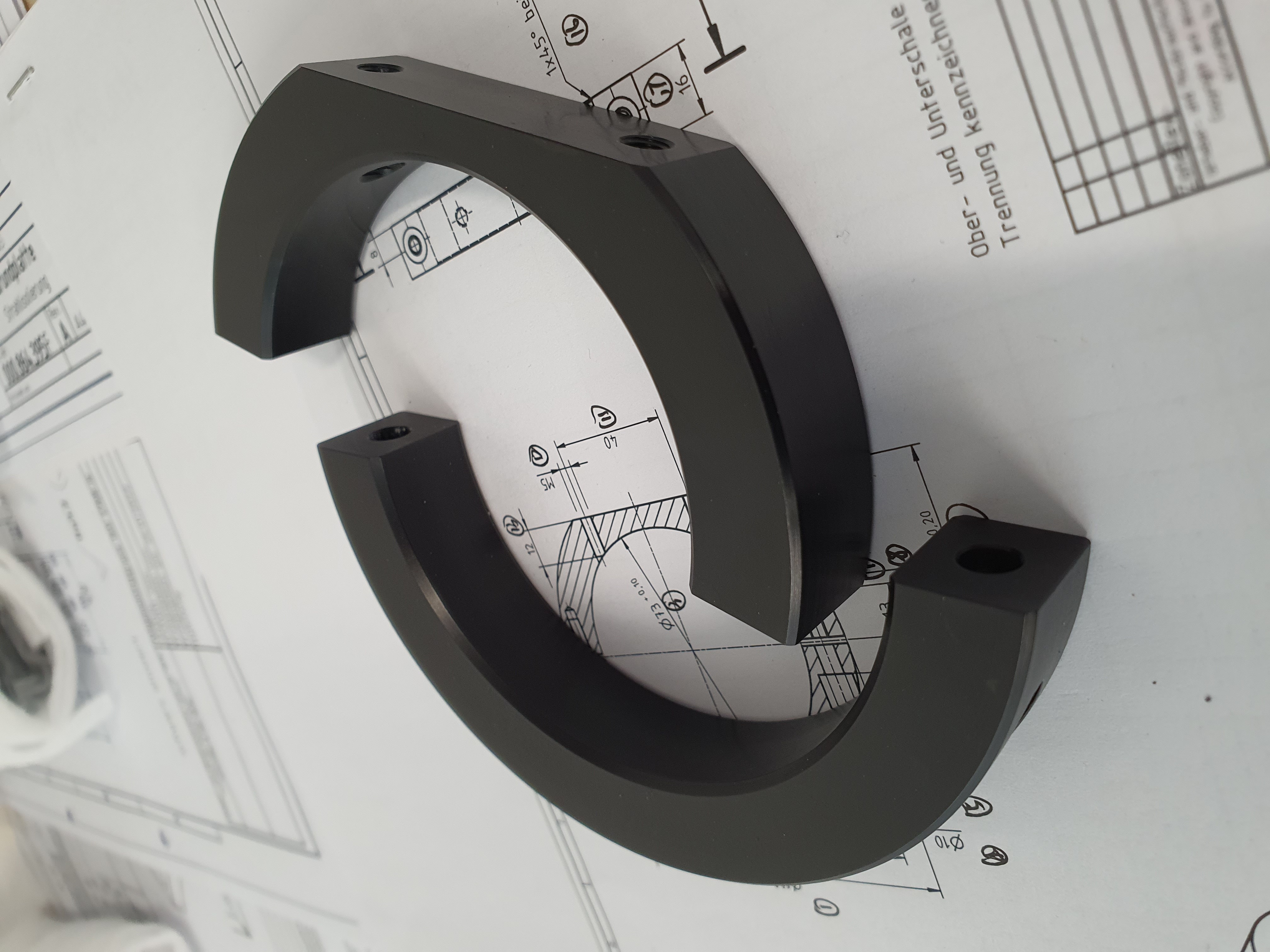 Klemmring aus Aluminium Schwarz eloxiert