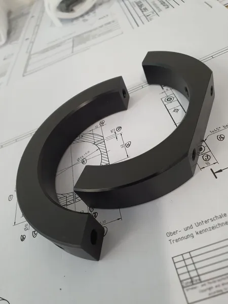 Klemmring aus Aluminium Schwarz eloxiert