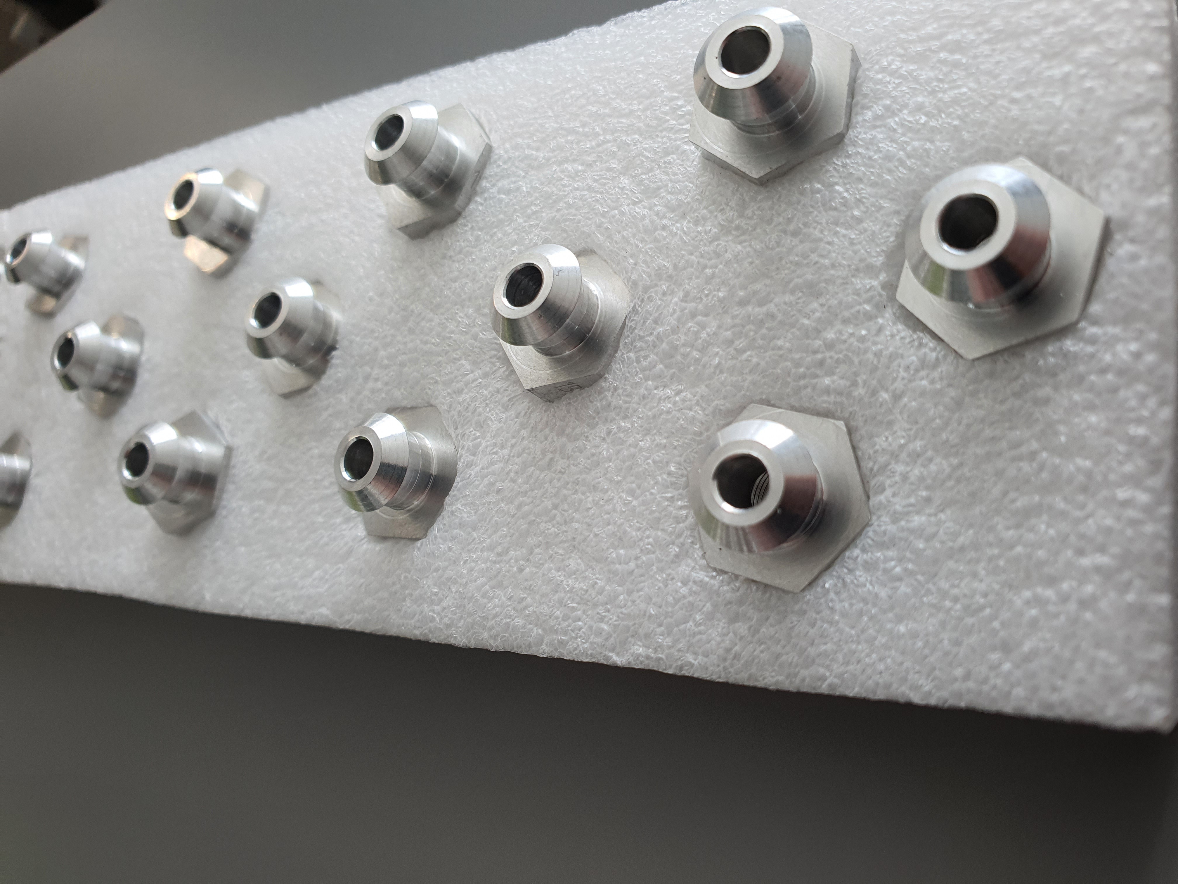 Sonder Düse aus Aluminium natur eloxiert