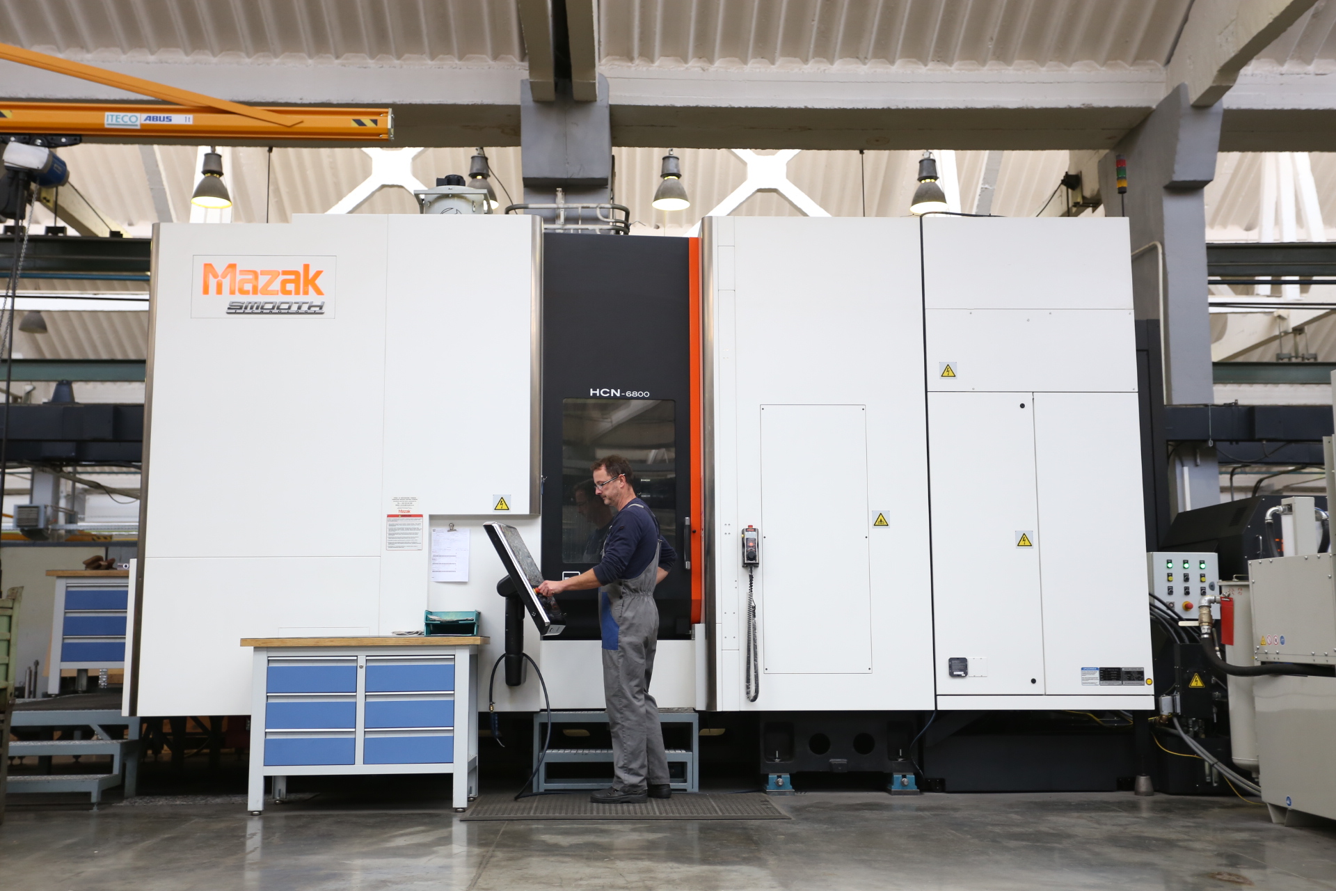 Mazak HCN 6800