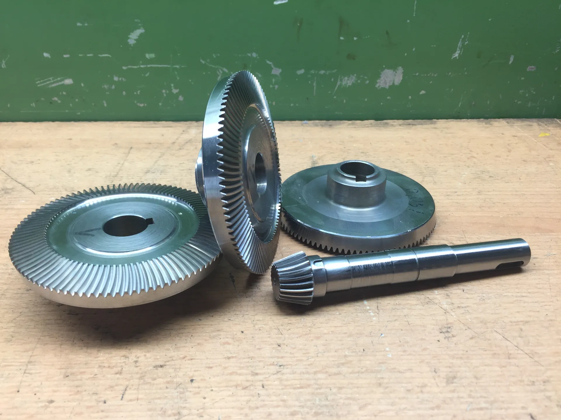 hypoid gears