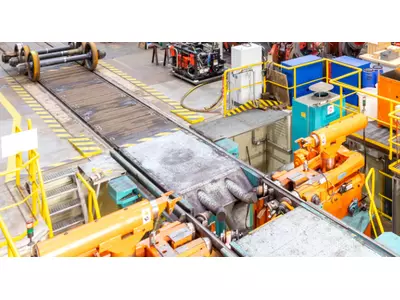 Unterflurradsatzdrehmaschine UFD 106 CNC