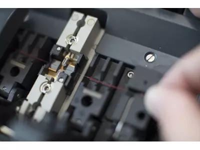 Feinmechanik - Optik - Montage