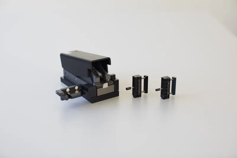 Herstellung Präzisionswerkzeug / Trenngerät Glasfaser
