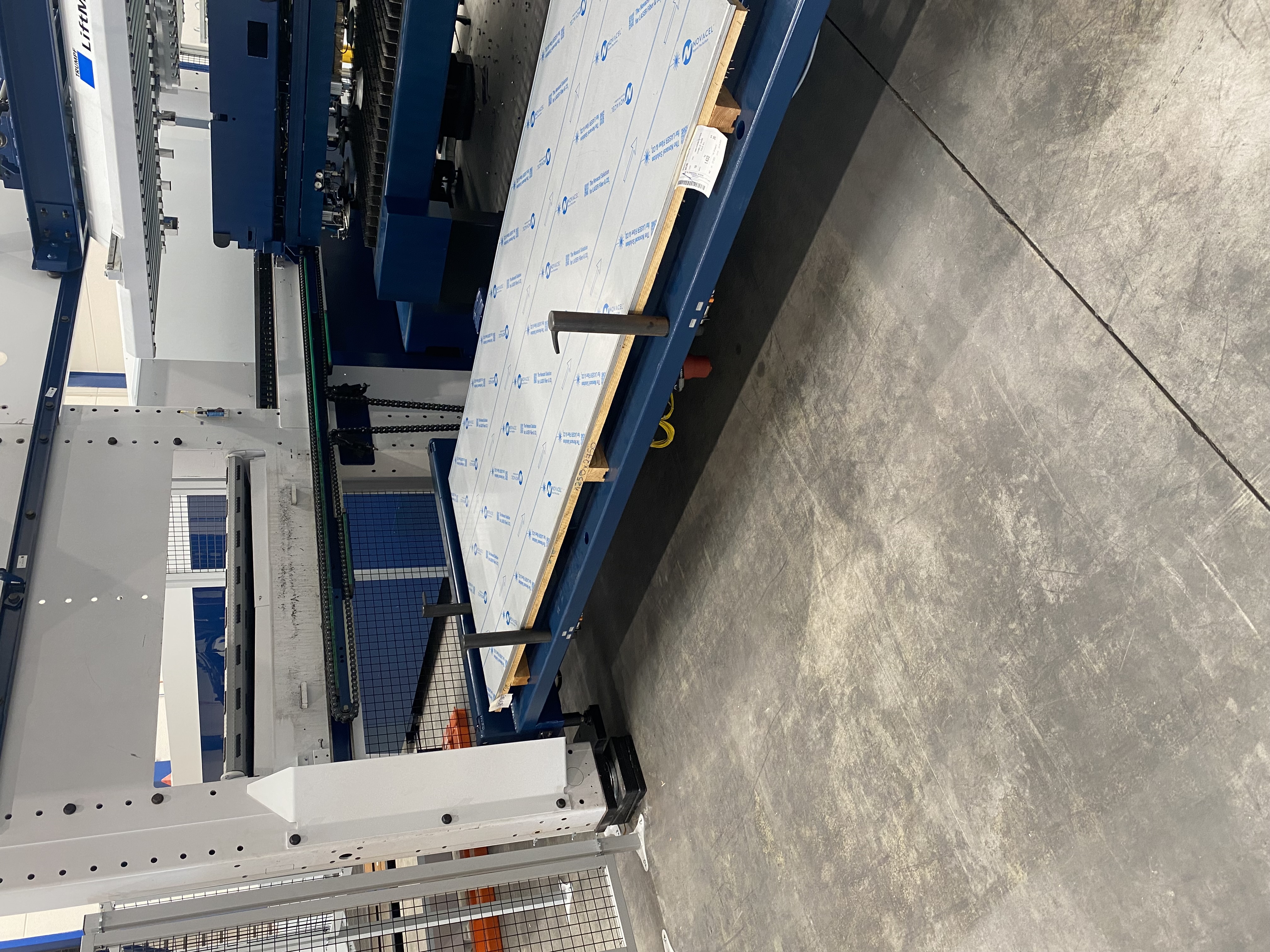 TruLaser3030 + Liftmaster