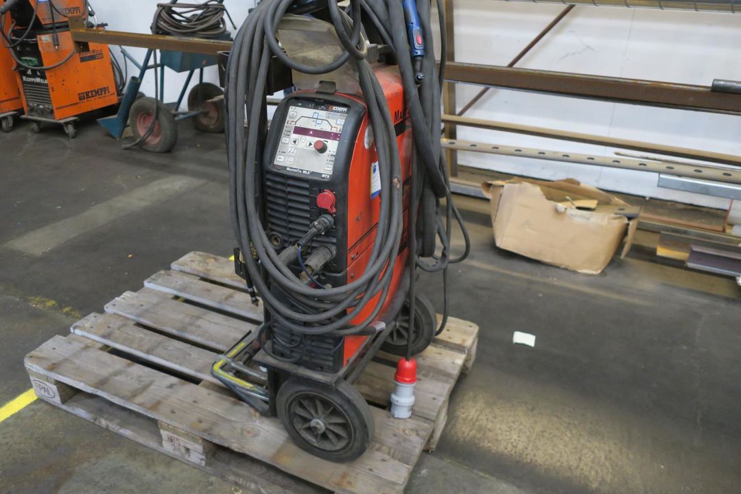 Welding equipment