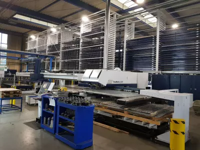 Kombinationsanlage mit Hochregalanbindung 