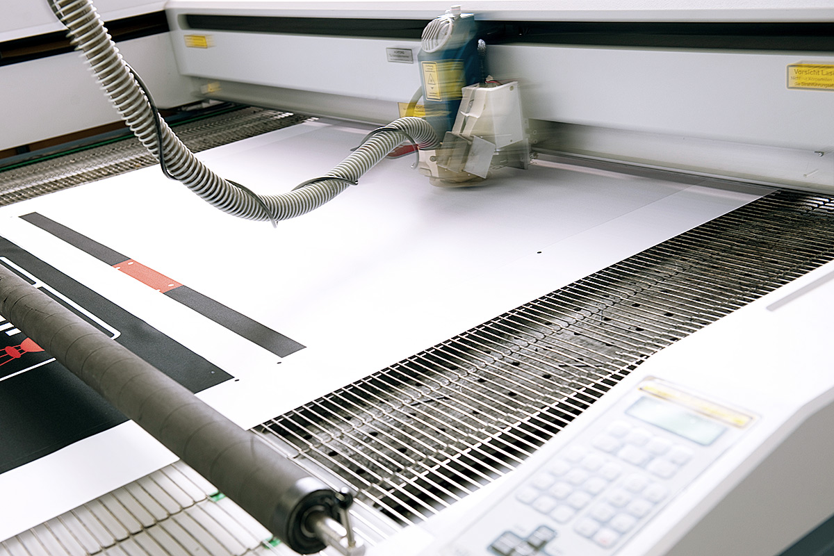 Laser L-1200