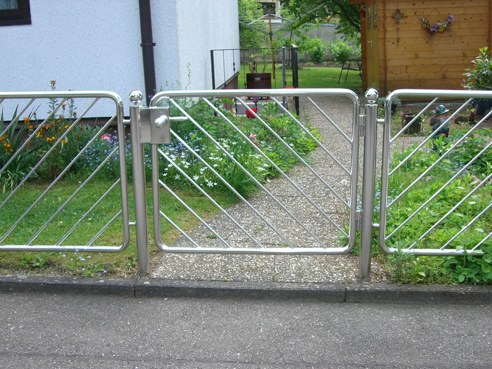 Gartenzaun mit Tor