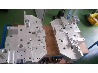Maschere bloccaggio pezzo cnc