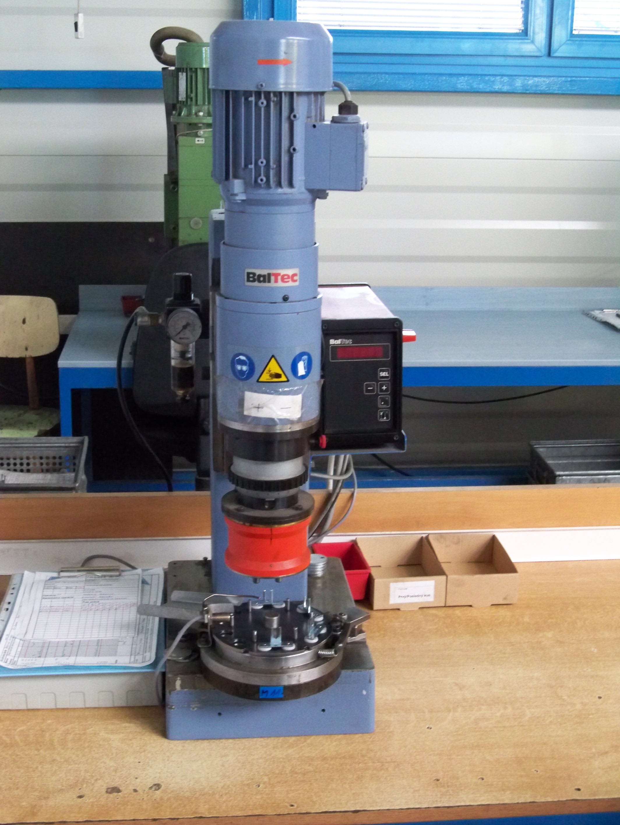 Nietmaschine