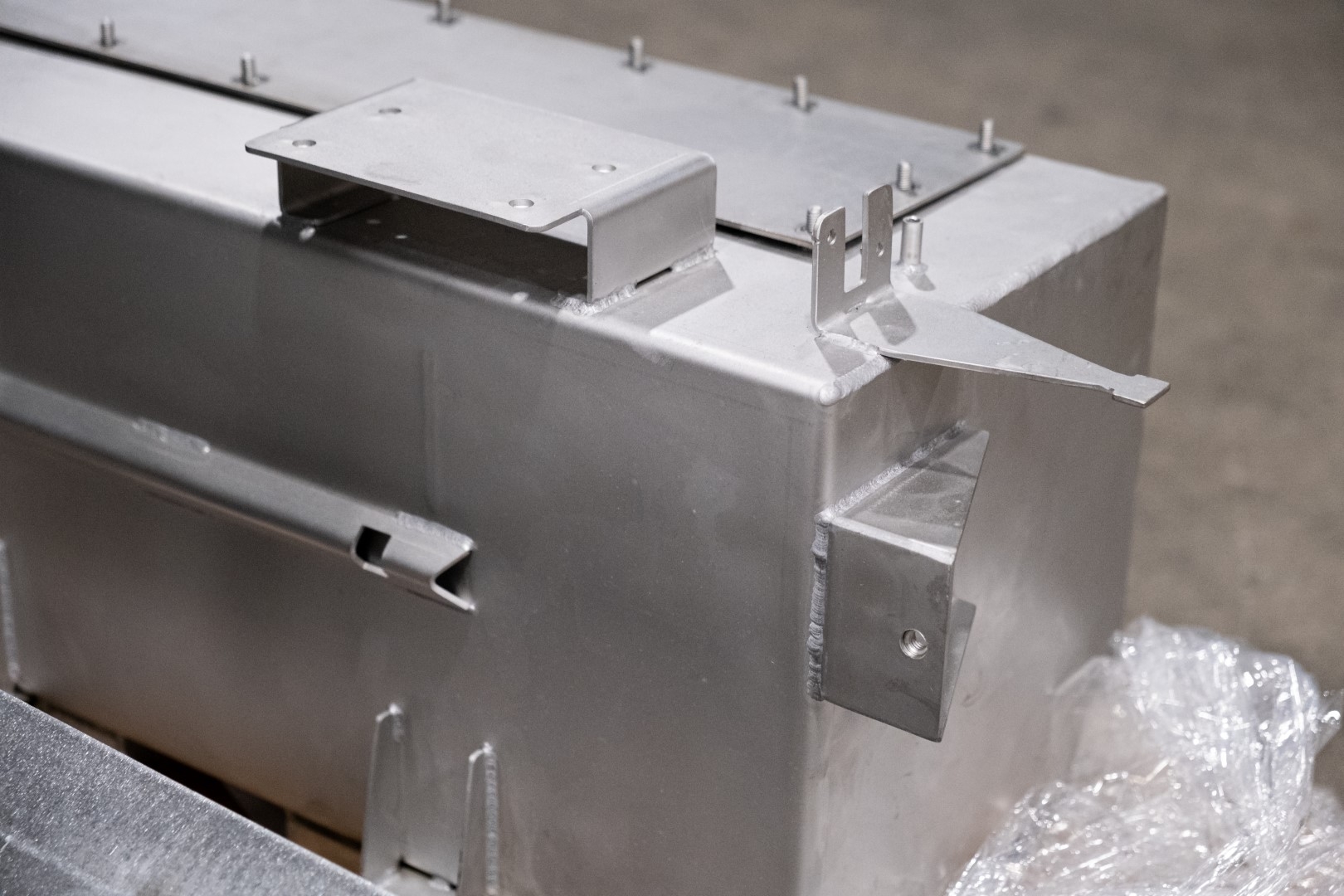 LASER + BENDING + WELDING