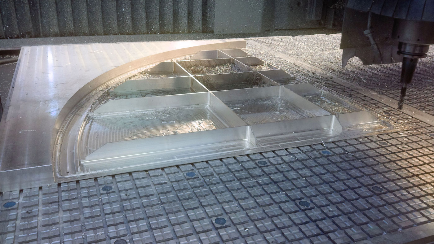 Structural aluminium elements