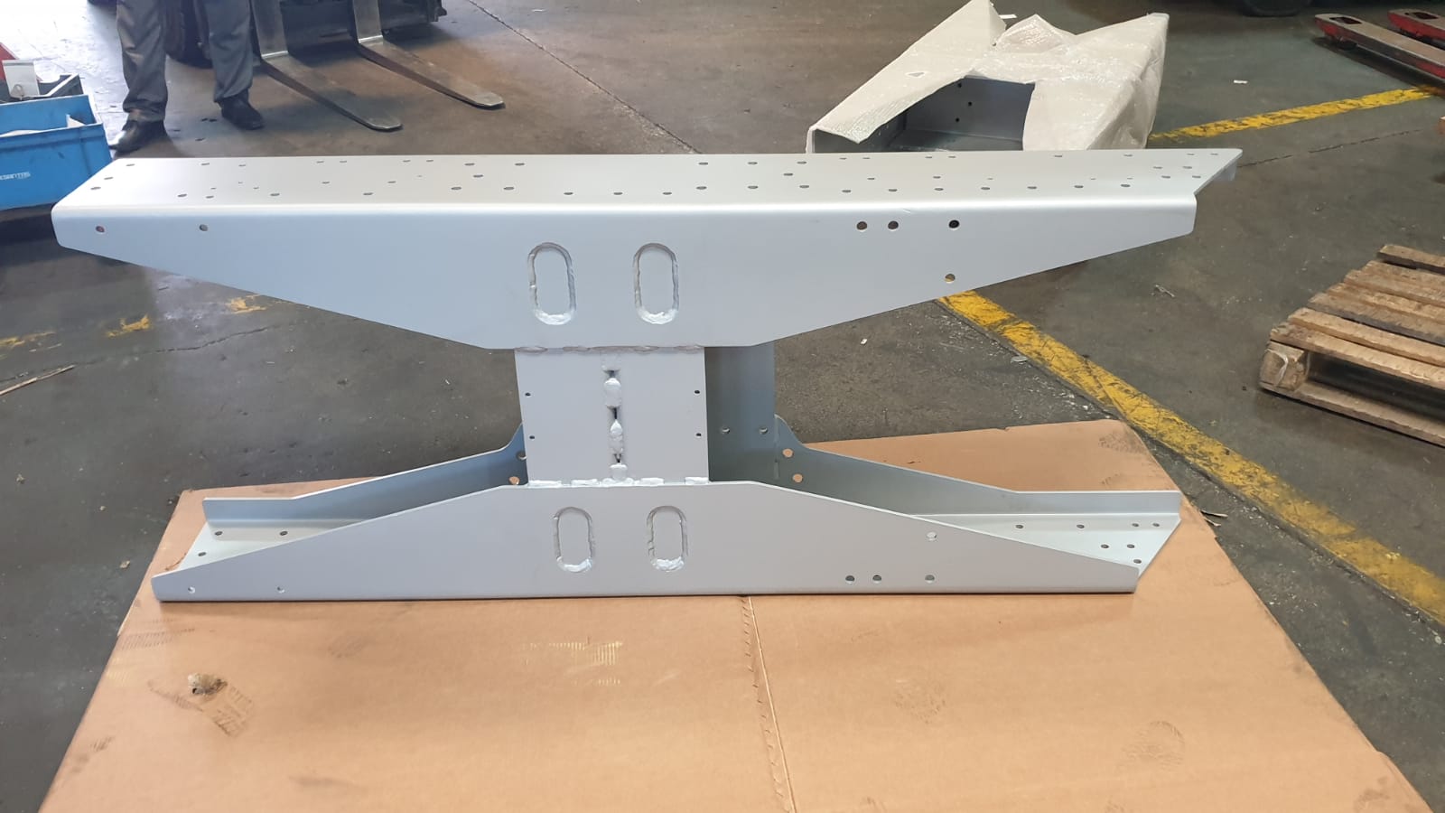 Fahrzeug Chassis LKW
