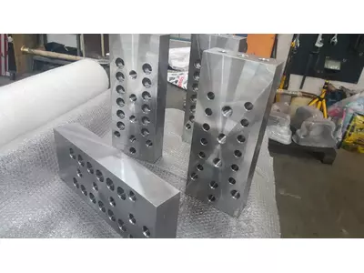 Kiln mounting plate