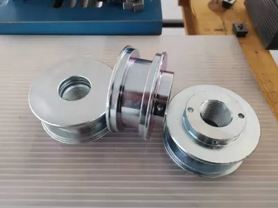 Heavy duty threaded piston M33x2