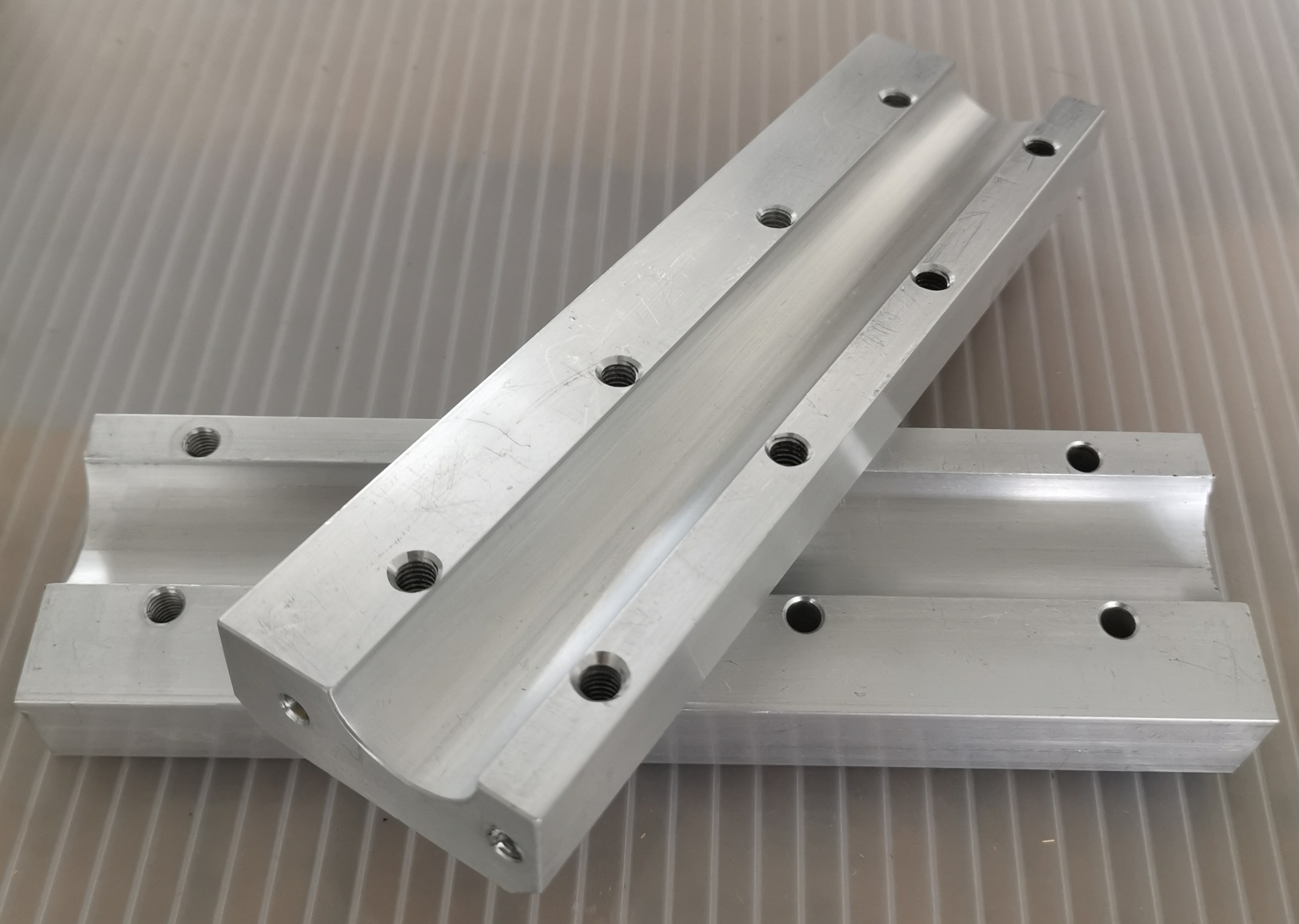 Handle plate
