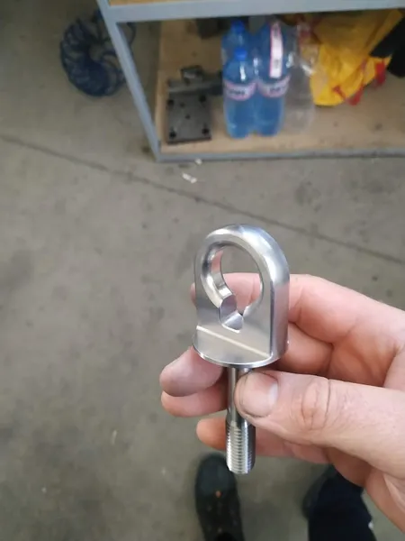 Ring bolt
