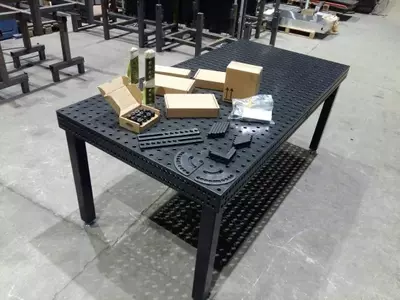 Welding table