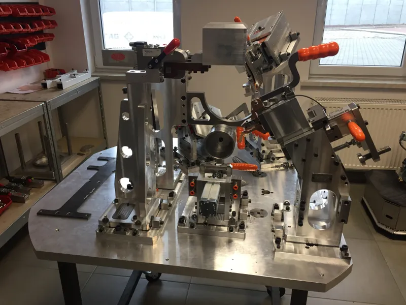 WELDING EQUIPMENT