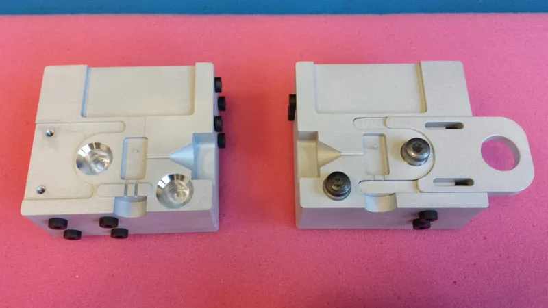 Prototype mold / Spritzgießwerkzeug-Prototypen