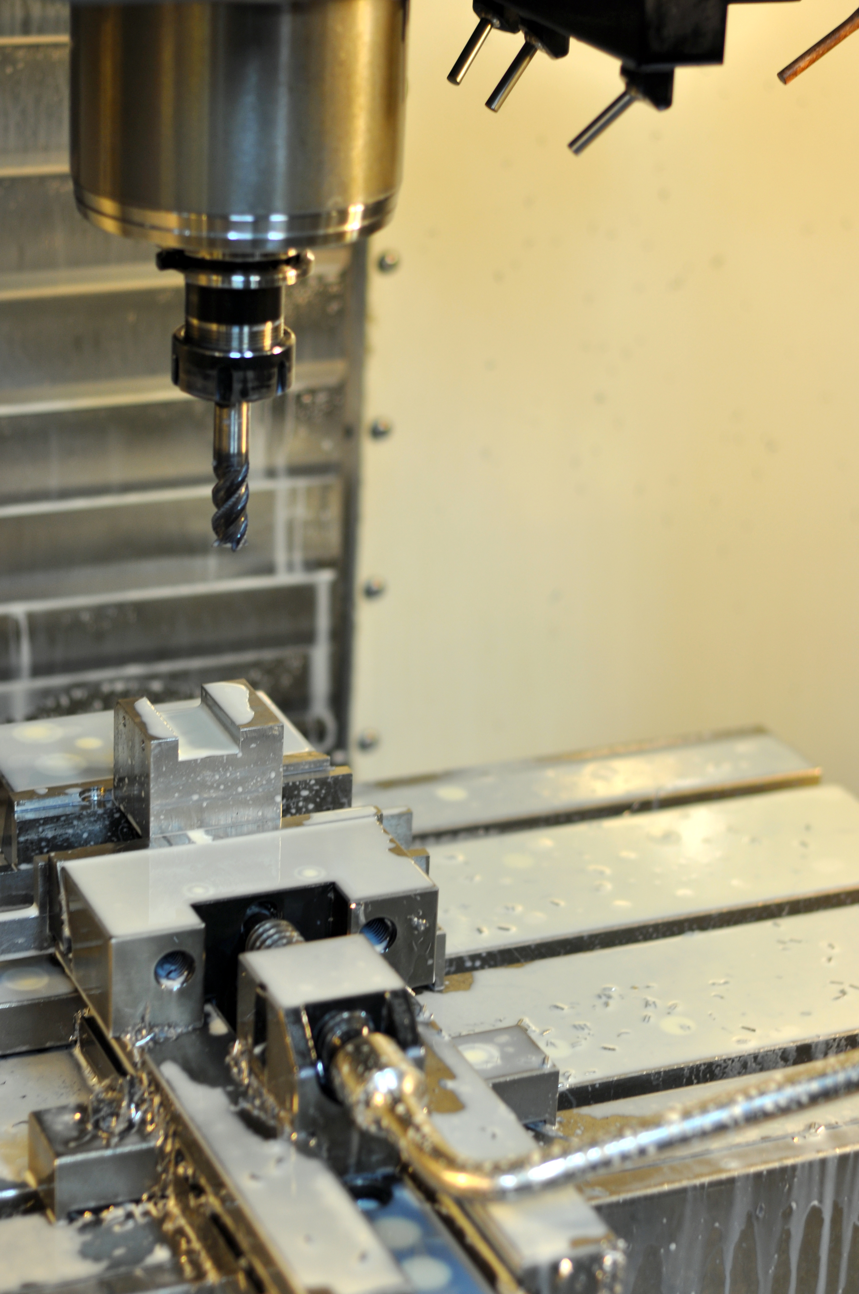 CNC Milling centre